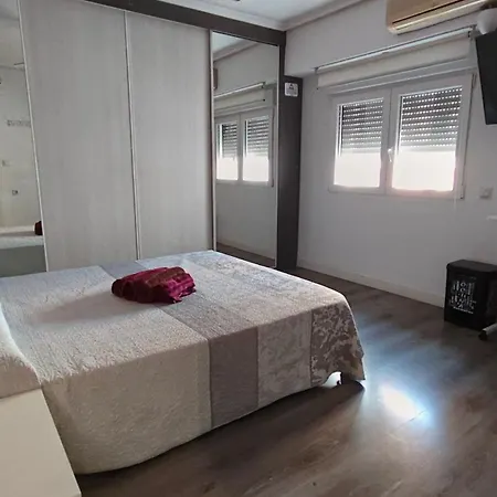 Paul's - No Turistico Valenza